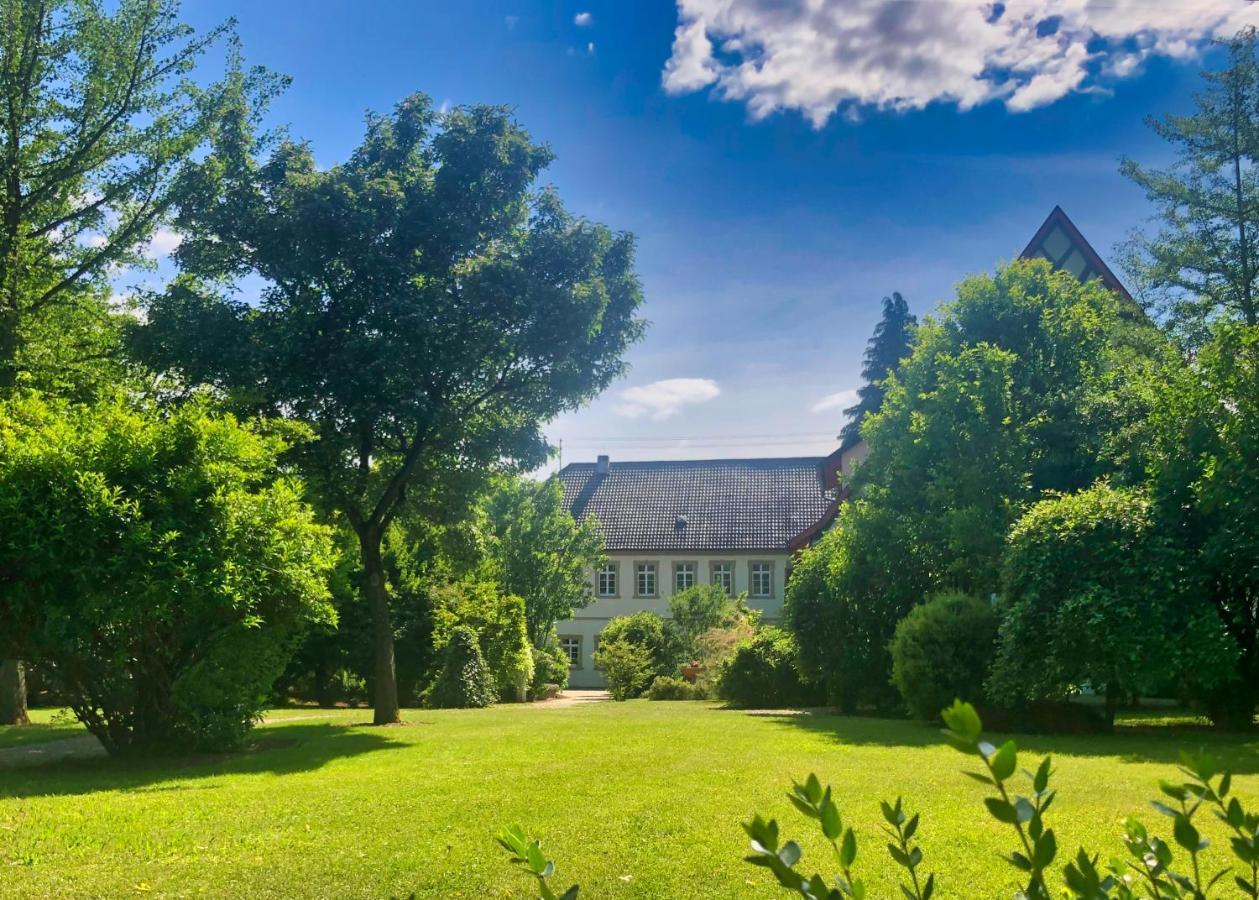 Schloss Sennfeld - Hotel & Veranstaltungsort - Adelsheim Kültér fotó